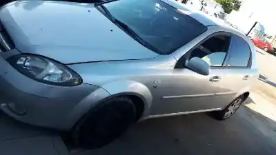 Veículo de Sucata daewoo lacetti cdx do ano 2004 alimentado f16d3