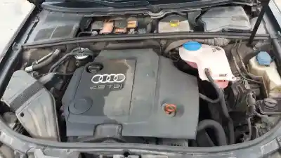 Veículo de Sucata audi a4 berlina (8e) 2.0 tdi do ano 2007 alimentado bre