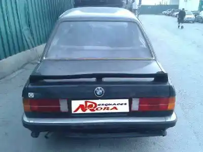 Veículo de Sucata bmw serie 3 berlina (e30) 2.0 do ano 1987 alimentado 