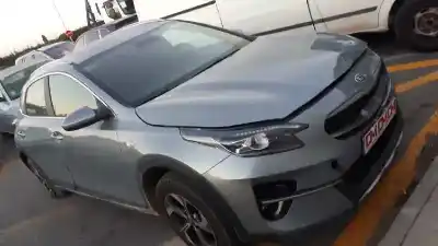 Scrapping Vehicle KIA XCEED Drive of the year 2021 powered D4FE