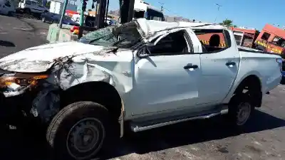 Здавання транспортного засобу mitsubishi l 200 basis club cab 4wd року 2017 потужний 4n15