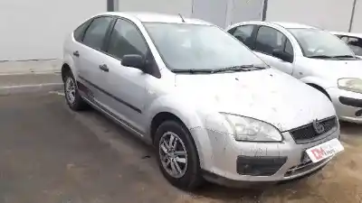 Veículo de Sucata FORD FOCUS BERLINA (CAP) Ghia do ano 2006 alimentado HWDA