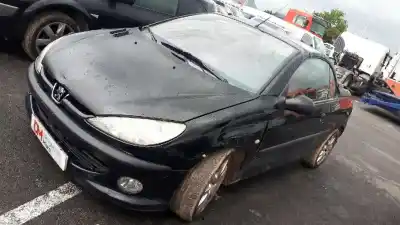 Verschrottungsfahrzeug peugeot 206 cc cc des jahres 2001 angetrieben rfn