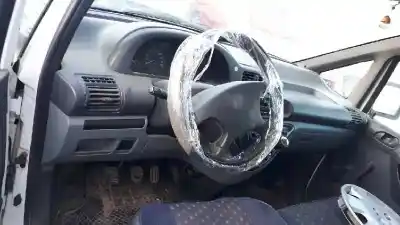 Veículo de Sucata citroen jumpy 2.0 hdi furg. (774kg) do ano 2004 alimentado rhx