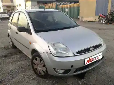 Sloopvoertuig ford fiesta (cbk) 1.4 16v cat van het jaar 2002 aangedreven fxjb