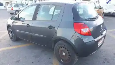 Veículo de Sucata renault clio iii confort expression do ano 2007 alimentado k4j g7
