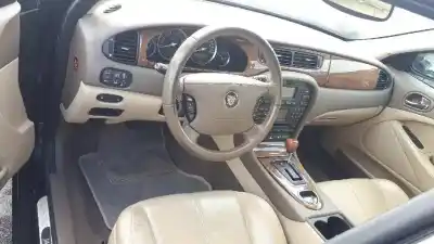 Scrapping Vehicle jaguar s-type 2.7 v6 diesel classic of the year 2006 powered 7g