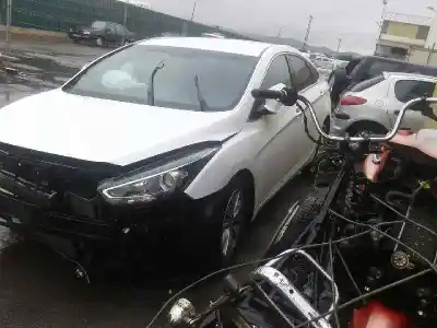 Scrapping Vehicle HYUNDAI I40 1.7 CRDi CAT of the year 2015 powered D4FD