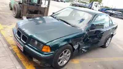 Veículo de Sucata bmw serie 3 berlina (e36) 325tds do ano 1995 alimentado 25 6 t1