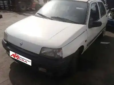 Vehículo de desguace RENAULT CLIO I FASE I+II (B/C57) 1.4 Alize del año 1994 con motor E7J