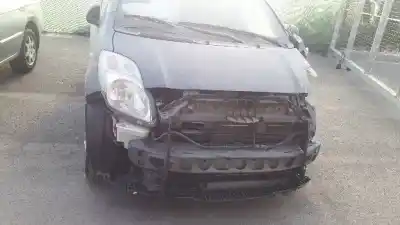 Veículo de Sucata toyota yaris active do ano 2009 alimentado 1kr