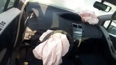 Veículo de Sucata toyota yaris active do ano 2009 alimentado 1kr