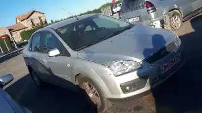 Veículo de Sucata FORD FOCUS BERLINA (CAP) Ghia do ano 2005 alimentado HXDA