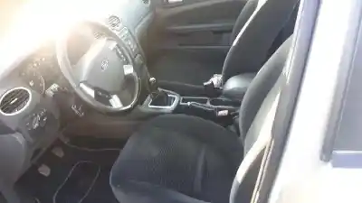 Veículo de Sucata ford focus berlina (cap) ghia do ano 2005 alimentado hxda