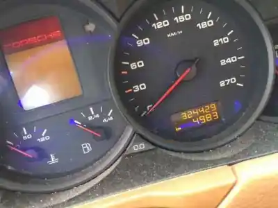 Здавання транспортного засобу porsche cayenne (typ 9pa) básico року 2004 потужний g-bfd