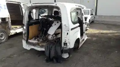 Veículo de Sucata citroen berlingo 1.5 blue-hdi fap do ano 2019 alimentado 