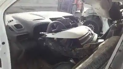 Veículo de Sucata citroen berlingo 1.5 blue-hdi fap do ano 2019 alimentado 