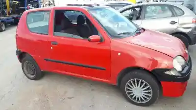 Veicolo di demolizione FIAT SEICENTO (187) Active dell'anno 2002 alimentato 187A1.000