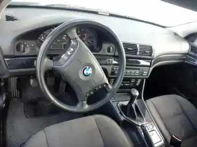 Veículo de Sucata bmw serie 5 touring (e39) 525tds do ano 1998 alimentado d/256t1