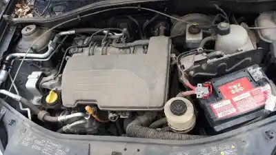 Veículo de Sucata dacia sandero basis do ano 2012 alimentado d4f f7