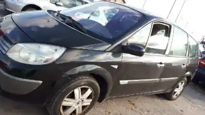 Sloopvoertuig renault scenic ii authentique van het jaar 2009 aangedreven k9k p7