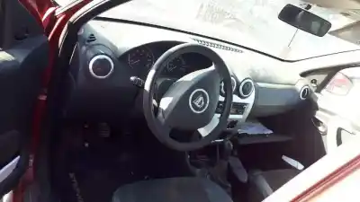 Veículo de Sucata dacia sandero ambiance do ano 2012 alimentado k7m800