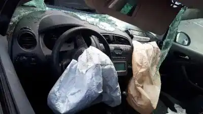 Verschrottungsfahrzeug seat toledo (5p2) reference des jahres 2005 angetrieben bjb