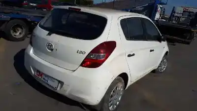 Véhicule à la ferraille hyundai i20 classic de l'année 2010 alimenté 