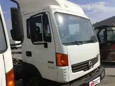 Veicolo di demolizione nissan atleon 35.15 dell'anno 2007 alimentato zd30 euro4