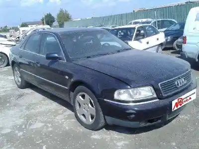 Veículo de Sucata audi a8 (d2) 2.5 tdi do ano 2000 alimentado ake