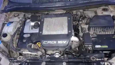 Veículo de Sucata kia carens 2.0 crdi ex monovolumen do ano 2005 alimentado d4ea