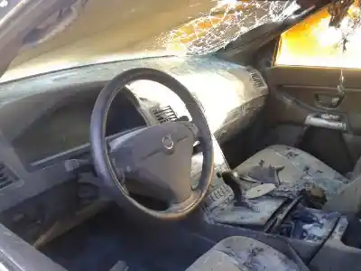 Veículo de Sucata volvo xc90 d5 executive (7 asientos) (136kw) do ano 2006 alimentado d5244t4