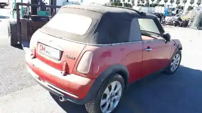 Sloopvoertuig bmw mini cabrio (r52) cooper van het jaar 2005 aangedreven w10b16a