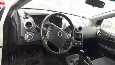 Veículo de Sucata ssangyong actyon 200 xdi do ano 2010 alimentado d20dt