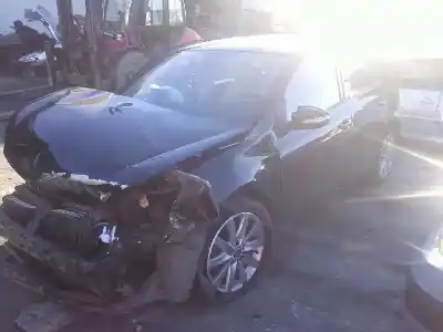 Sloopvoertuig VOLKSWAGEN GOLF VI (5K1) 2.0 TDI van het jaar 2009 aangedreven CBA