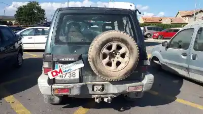 Véhicule à la ferraille mitsubishi                                         montero (v20/v40)                                                                                                                                                                                                                                          4d56                                                                                                                                                                                                                                                       de l'année 1994 alimenté 4d56