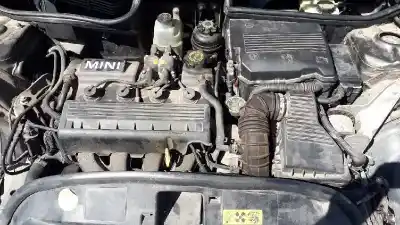 Veículo de Sucata mini mini (r50,r53) cooper do ano 2006 alimentado w10b16a