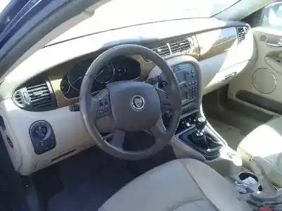 Sloopvoertuig jaguar x-type 2.0 diesel cat van het jaar 2004 aangedreven d/6b