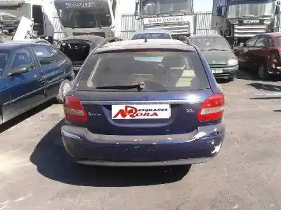 Sloopvoertuig jaguar x-type 2.0 diesel cat van het jaar 2004 aangedreven d/6b