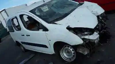 Scrapping Vehicle PEUGEOT PARTNER TEPEE 1.6 HDi / BlueHDi 75 of the year 2017 powered BH02