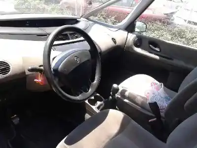 Scrapping Vehicle renault espace iv (jk0) 2.2 dci turbodiesel of the year 2004 powered g9t742