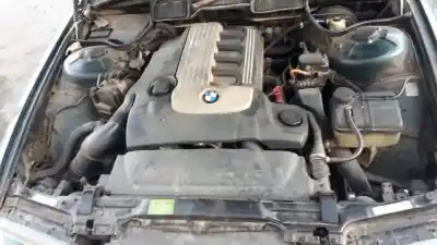 Veículo de Sucata bmw serie 7 (e38) 730d automático do ano 2002 alimentado 30 6d i