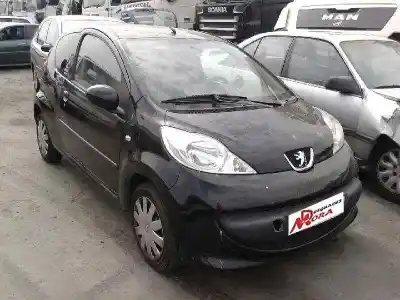 Vehicul casat PEUGEOT 107 1.4 HDi CAT (8HT / DV4TD) al anului 2006 alimentat 8HT