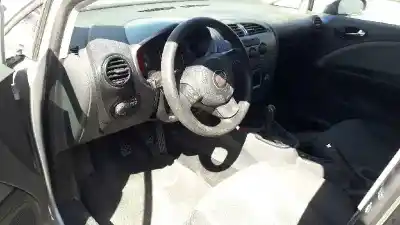 Veículo de Sucata seat leon (1p1) 1.9 tdi do ano 2006 alimentado bxe