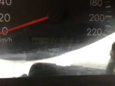 Veículo de Sucata toyota corolla (_e12_) 1.4 vvt-i (zze120_) do ano 2003 alimentado 4zz-fe