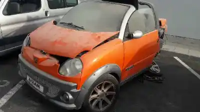 Véhicule à la ferraille aixam 400 400 de l'année 2006 alimenté z402