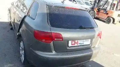 Veículo de Sucata audi a3 (8p) 1.6 102 cv / 75 kw do ano 2005 alimentado 