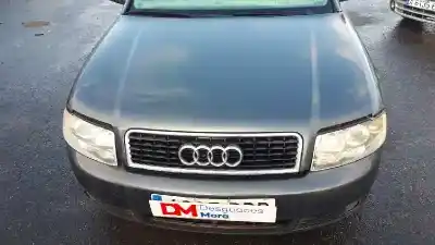 Veículo de Sucata audi a4 berlina (8e) 1.9 tdi do ano 2004 alimentado awx