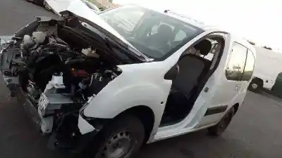 Veículo de Sucata citroen berlingo 1.6 hdi 75 sx familiar do ano 2018 alimentado bh02