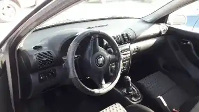 Veículo de Sucata seat leon (1m1) signo do ano 2001 alimentado asv